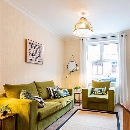2 Bed, Up To 6 Guests Near Chester City Centre Dış mekan fotoğraf