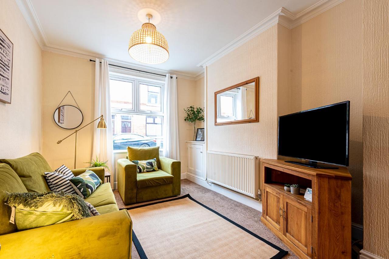 2 Bed, Up To 6 Guests Near Chester City Centre Dış mekan fotoğraf