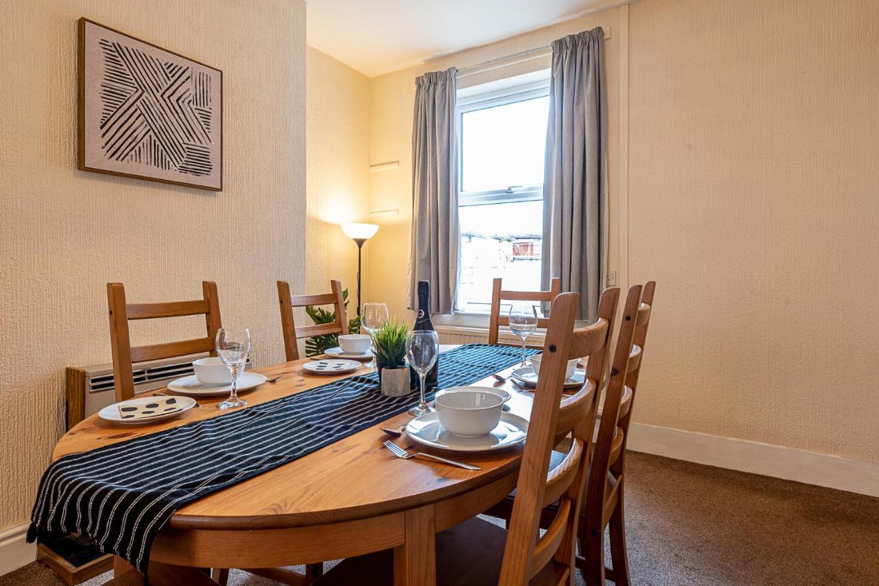 2 Bed, Up To 6 Guests Near Chester City Centre Dış mekan fotoğraf