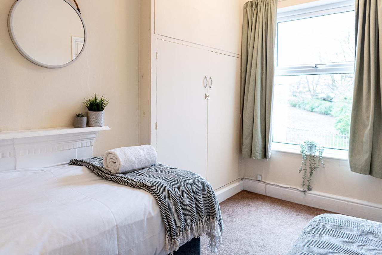 2 Bed, Up To 6 Guests Near Chester City Centre Dış mekan fotoğraf