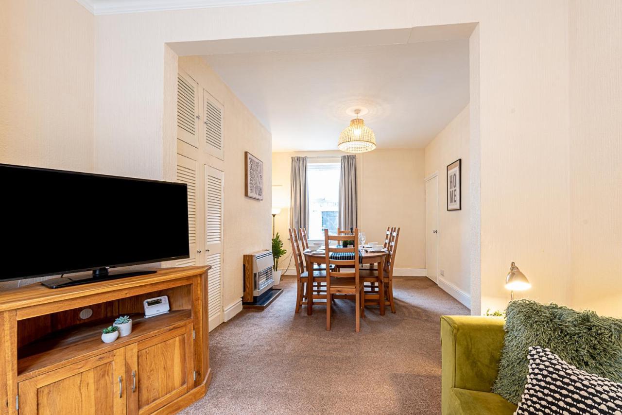 2 Bed, Up To 6 Guests Near Chester City Centre Dış mekan fotoğraf